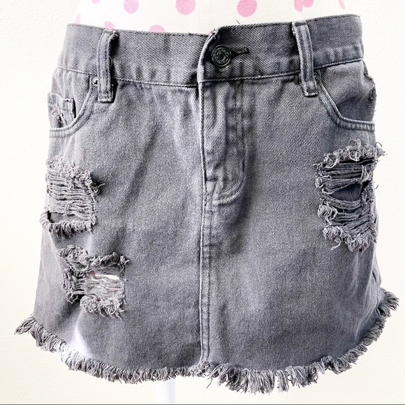 Brandy Melville Distressed Raw Black Denim Skirt - Picture 1 of 7